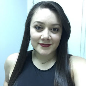 Meet your Posher, Esmeralda